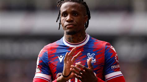 Wilfried Zaha offered £10MILLION a season to quit Crystal Palace and ...