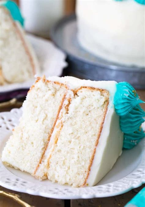 This is the BEST White Cake Recipe! So easy and so light, moist, and fluffy! | Best white cake ...