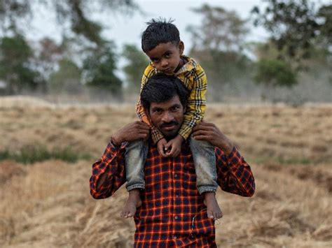 Journey Of Dayaram Kushwaha: A Migrant Worker Who Walked 500 Km With 5 ...