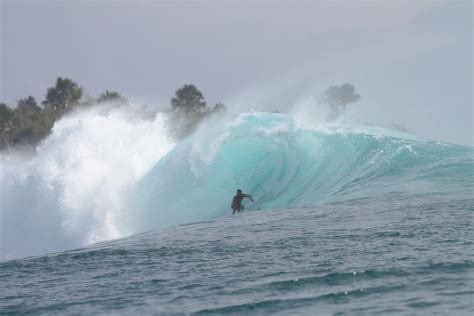 G-Land Surf | G-land Surf Photo | Bobby's Surf Camp