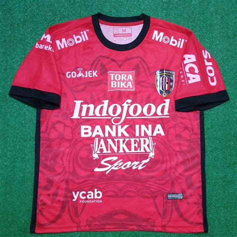 Bali United Home football shirt 2017. Sponsored by Indofood