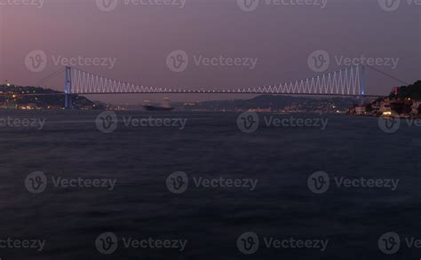 Istanbul Bosphorus Bridge 11150022 Stock Photo at Vecteezy