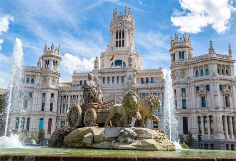 La Cibeles, la fuente más famosa de Madrid - Mi Viaje