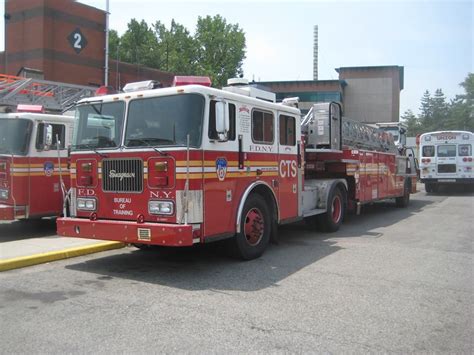 FDNY Seagrave tiller | Fdny, Trucks, Fire trucks