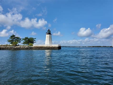 Goat Island Lighthouse Newport : LighthousePorn