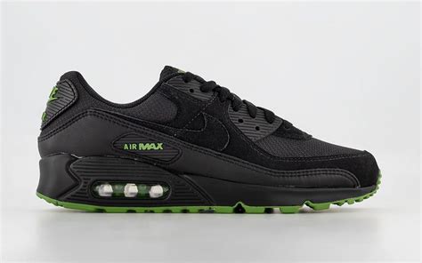 Available Now // Nike Air Max 90 "Black Chlorophyll" | HOUSE OF HEAT