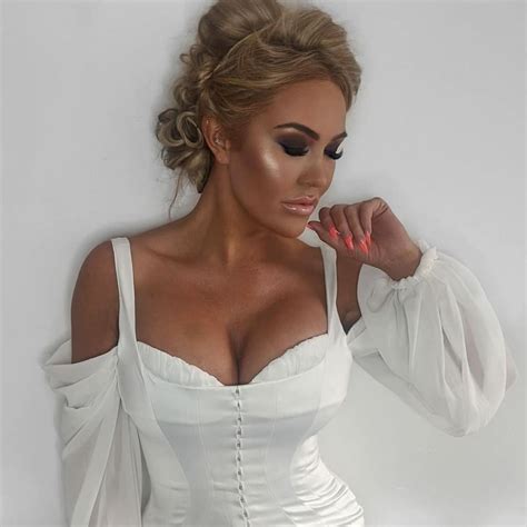 AISLEYNE HORGAN WALLACE – Instagram Photos 09/19/2020 – HawtCelebs