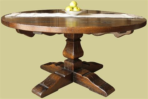 Round and Oval Dining Tables | Handmade Bespoke Oak Dining Furniture ...