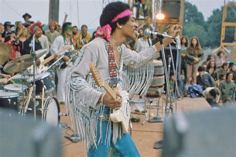 Rare Woodstock Photos That Capture The Magic Of 1960s' Most Iconic Music Festival - Page 2 of 55 ...