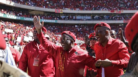 South Africa's EFF challenges ANC – DW – 05/01/2016