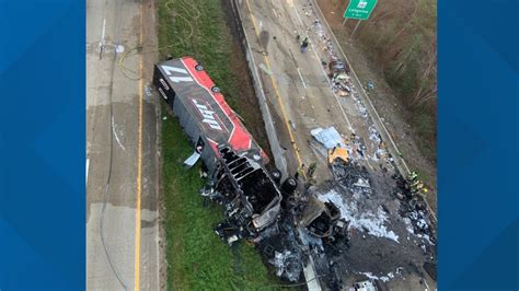 NASCAR team hauler driver dies in crash on I-20 in Texas | kvue.com