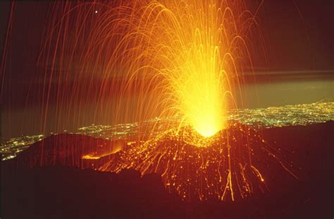 Active volcanoes in Italy - know more before you relocate to Italy