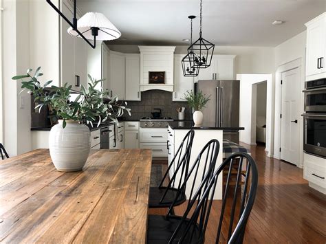 White Kitchen With Brown Granite Countertops – Things In The Kitchen