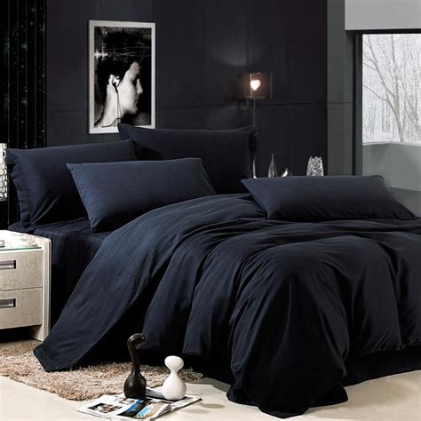 black bedding set