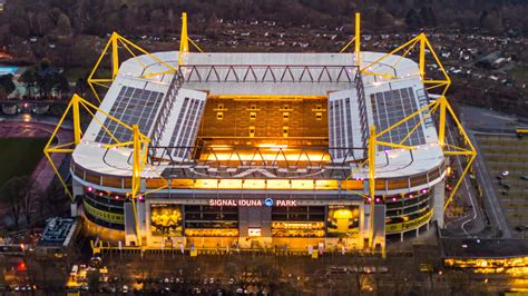 Corona-Krise: BVB-Stadion verwandelt sich in Corona-Behandlungszentrum - kicker