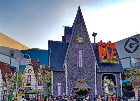 Despicable Me Minion Mayhem | Flat Ride at Universal Studios Japan | Parkz - Theme Parks