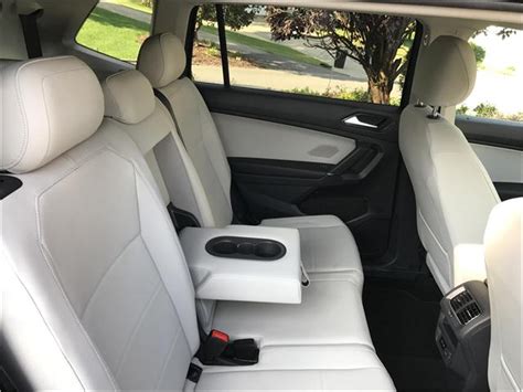 2018 Volkswagen Tiguan: 93 Interior Photos | U.S. News