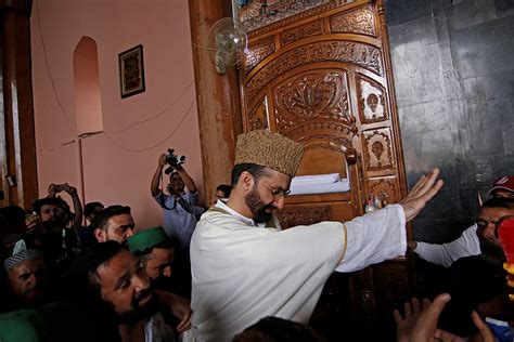 Kashmiri leader Mirwaiz Umar Farooq released from house detention ...