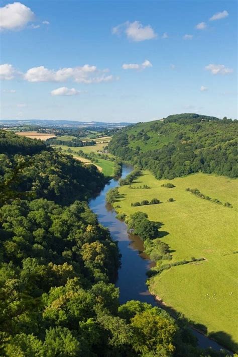 The BEST Herefordshire Airbnb for a Magical Staycation (2021)