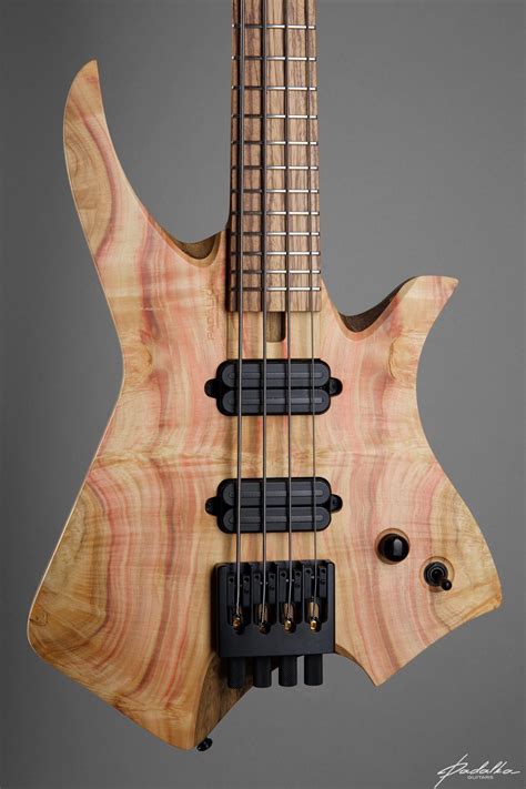 These bass guitar are really awesome #bassguitar | Bass guitar, Custom ...