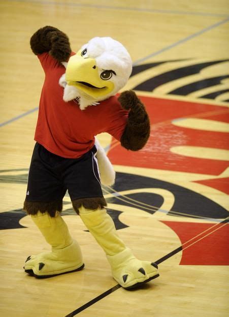 EWU vs. Portland State (Jan. 28) | Mascot, Picture story, University of washington