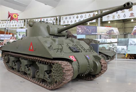 Canadian Sherman Firefly | Tank, Army tanks, Rc tank