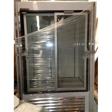 48" Sliding Glass Door Reach In Refrigerator | Universal Coolers RW4 | Elite Restaurant Equipment