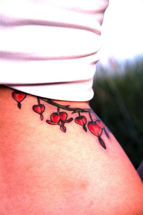 Bleeding hearts | Tattoos, Flower tattoo, Bleeding hearts