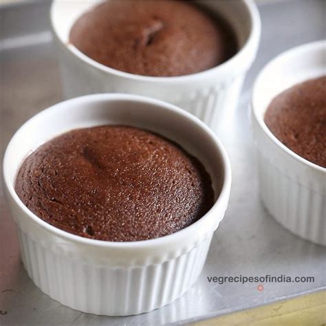 eggless choco lava cake - eggless molten lava cake | whole wheat choco lava cake