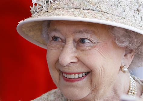 Queen Elizabeth II Eye Color Queen elizabeth ii, britain's longest-reigning monarch: 63 years in ...