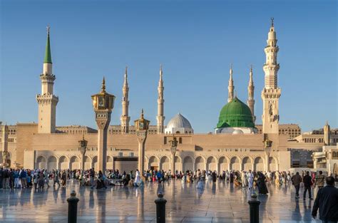 Imam's Prophet Mosque in Madina Voted Islamic Personality of Year in Dubai | Al Bawaba