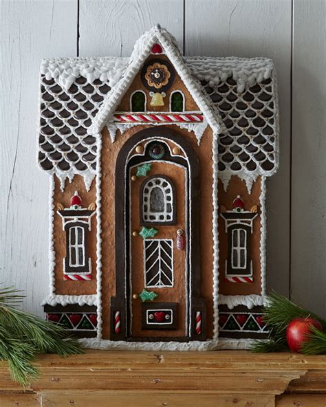 Amazing Traditional Christmas Gingerbread Houses - family holiday.net/guide to family holidays ...