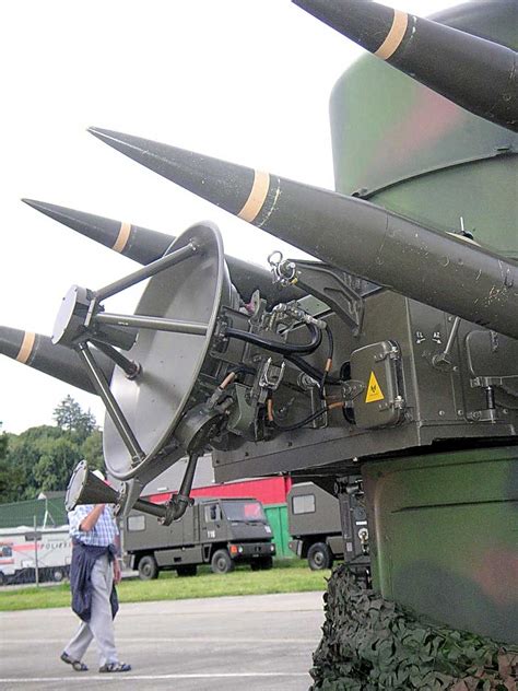 Rapier anti-aircraft missile system | Missilery.info