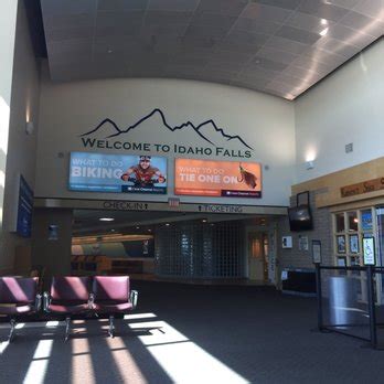 Idaho Falls Regional Airport - 17 Photos & 28 Reviews - Airports - 2140 ...