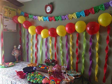 IMG_2638.JPG 1,600×1,200 pixels | Birthday room decorations, Birthday ...