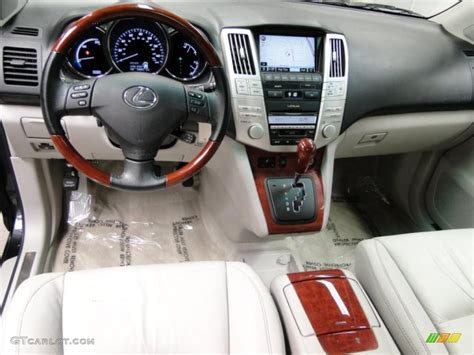 2008 Lexus RX 400h Hybrid interior Photo #38844892 | GTCarLot.com