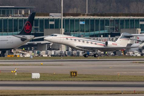 Gulfstream G650-ER Business Jet in Zurich in Switzerland Editorial Image - Image of spotting ...