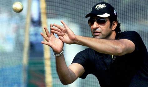 Wasim Akram Introduces New Bowling Sensation From Pakistan!