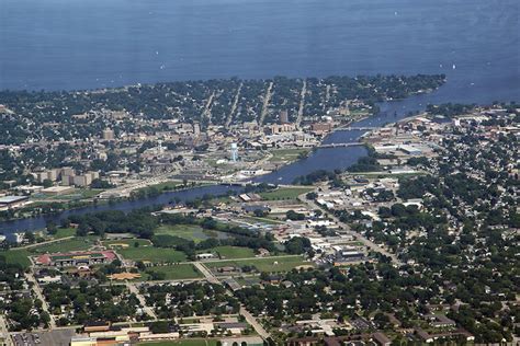 Oshkosh, Wisconsin - a photo on Flickriver