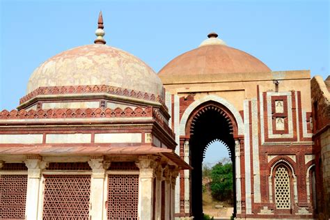 Secret Delhi: Alai Darwaza - A Magnificent Gateway