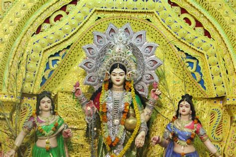 A virtual tour of beautiful Dhenkanal Laxmi Puja Pandals via the lens of Ashwas - Bhubaneswar Buzz