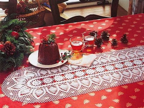 Crochet: Pineapple Table Runner