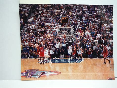 Michael Jordan 1998 NBA Finals Game Winning Photograph vs. Utah Jazz (10 x 8)