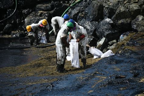 Trinidad and Tobago oil spill from mystery ship causes 'national ...