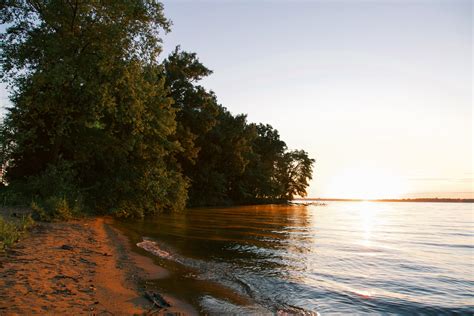 This 17,000-Acre Lake in Wisconsin Is Perfect for Your Summer Adventures