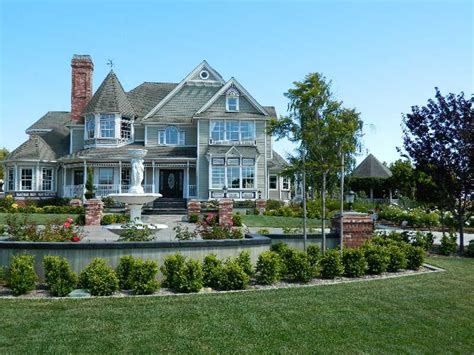 Front yard view | Victorian landscaping, Victorian homes exterior ...