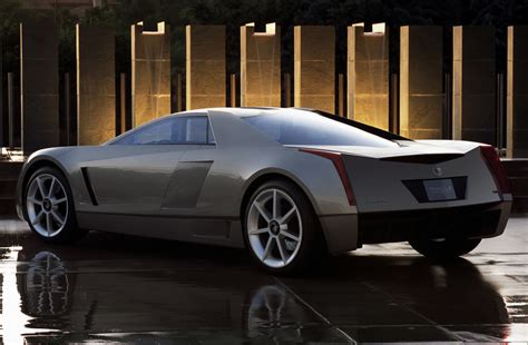 2002 Cadillac Cien Concept Images. Photo 2002-Cadillac-Cien-Concept-02.jpg