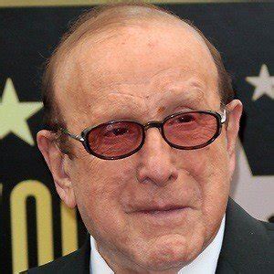 Clive Davis - Biography, Family Life and Everything About | Wiki ...