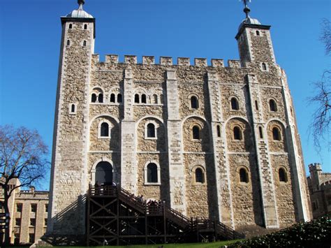 A summer visit in the Tower of London - L'ItaloEuropeo - Independent Magazine in London