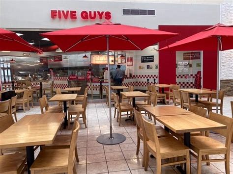 FIVE GUYS, Aventura - 19501 Biscayne Blvd - Menu, Prices & Restaurant ...